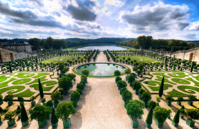 A New Luxury Hotel Offers the First Opportunity to Stay at Versailles